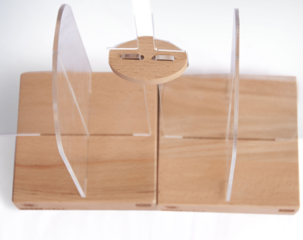 Safe Wall – Lavorare in sicurezza, vista 3 di 3, arredo scolastico in legno per la sicurezza in classe, Il Pianeta delle Idee