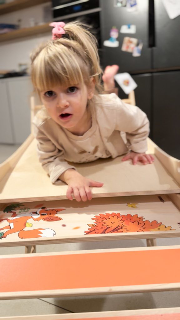 Palestra Montessori Arco+Triangolo+Scivolo, vista 10 di 11, mobili Montessori in legno per l'apprendimento e il gioco, Il Pianeta delle Idee
